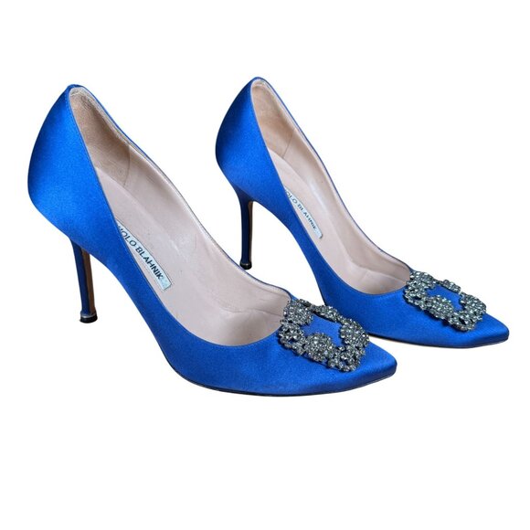 Manolo Blahnik Hangisi Iconic Blue Satin Crystal Jeweled Pumps Heels Size 38.5 - Picture 1 of 13